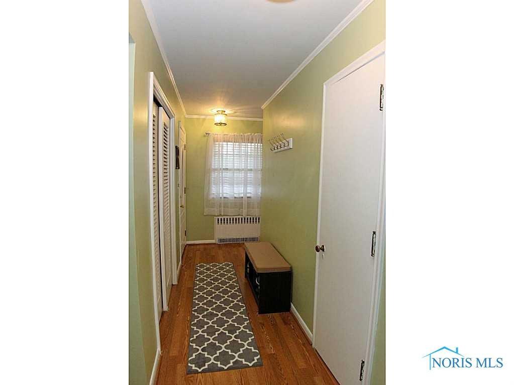 5815 Moline Martin Road Walbridge, OH 43465 - Photo 2 of 17 Entry.