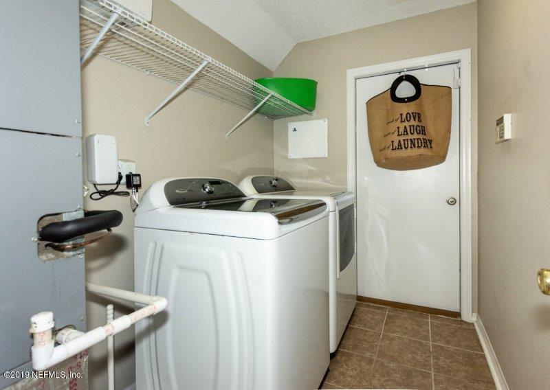 10228 Rising Mist Lane Jacksonville, FL 32221 - Photo 23 of 31 Inside Laundry