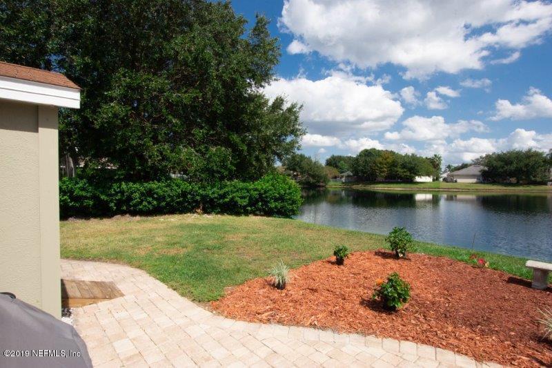 10228 Rising Mist Lane Jacksonville, FL 32221 - Photo 25 of 31 Manicured Backyard