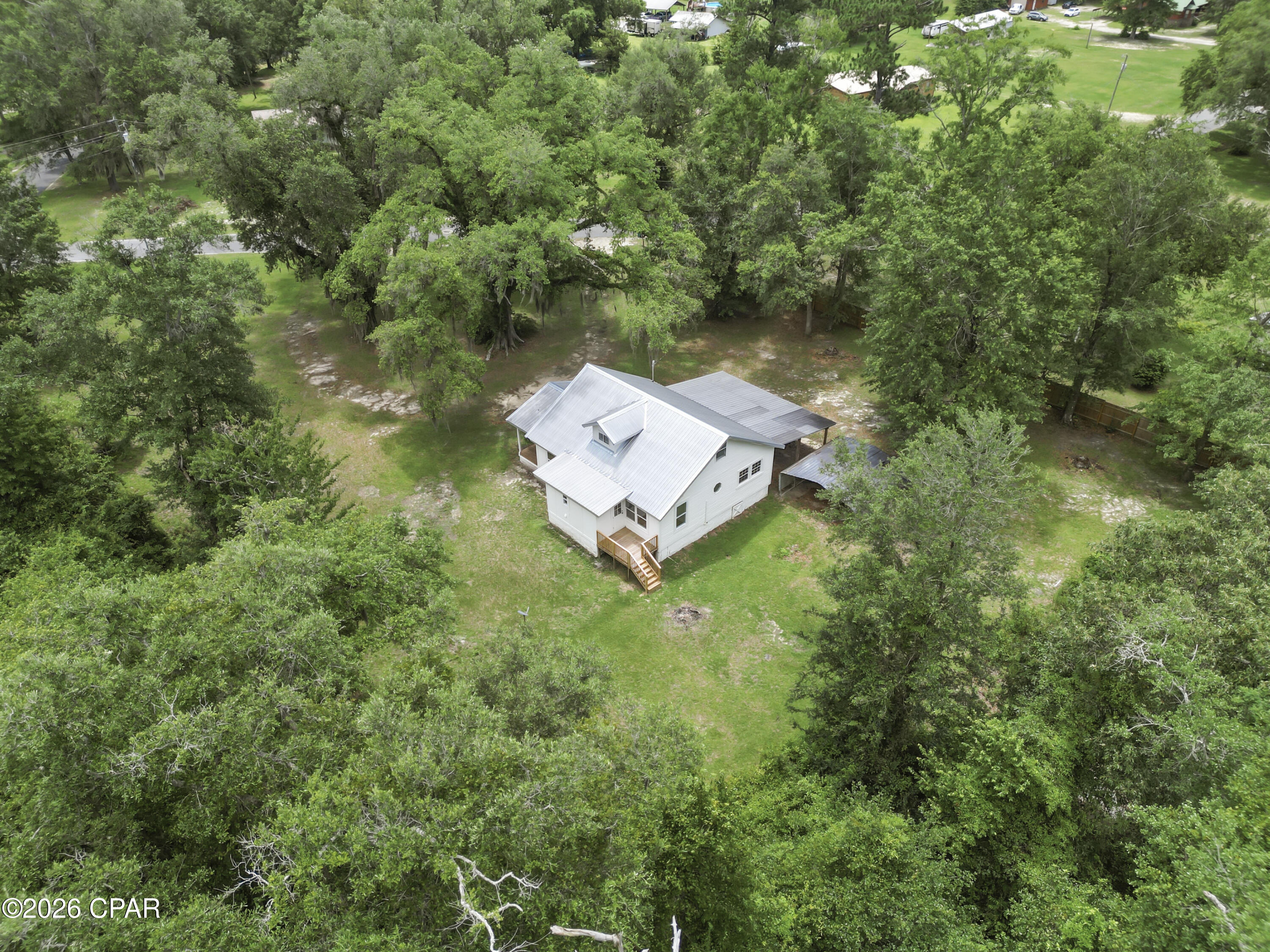 2197 Indiana Avenue Grand Ridge, FL 32442 - Photo 14 of 41