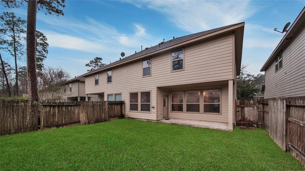 87 West Twinvale Loop Conroe, TX 77384 - Photo 3 of 19
