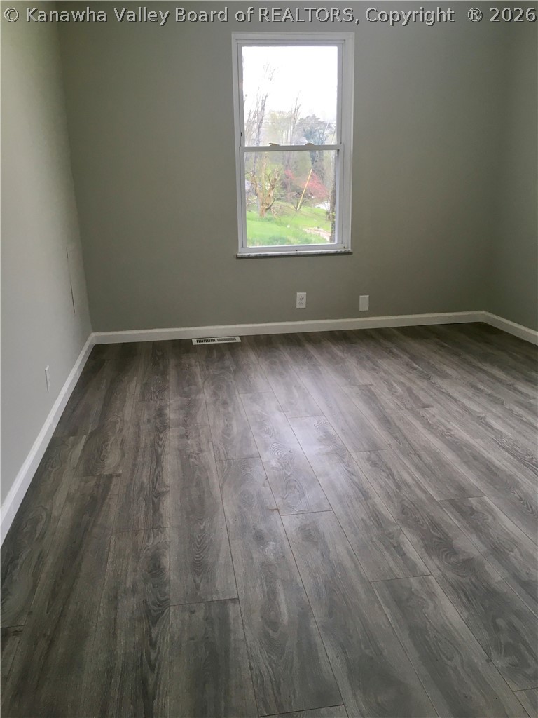 4007 Green Valley Road Huntington, WV 25701 - Photo 5 of 22 Gallery Image 5