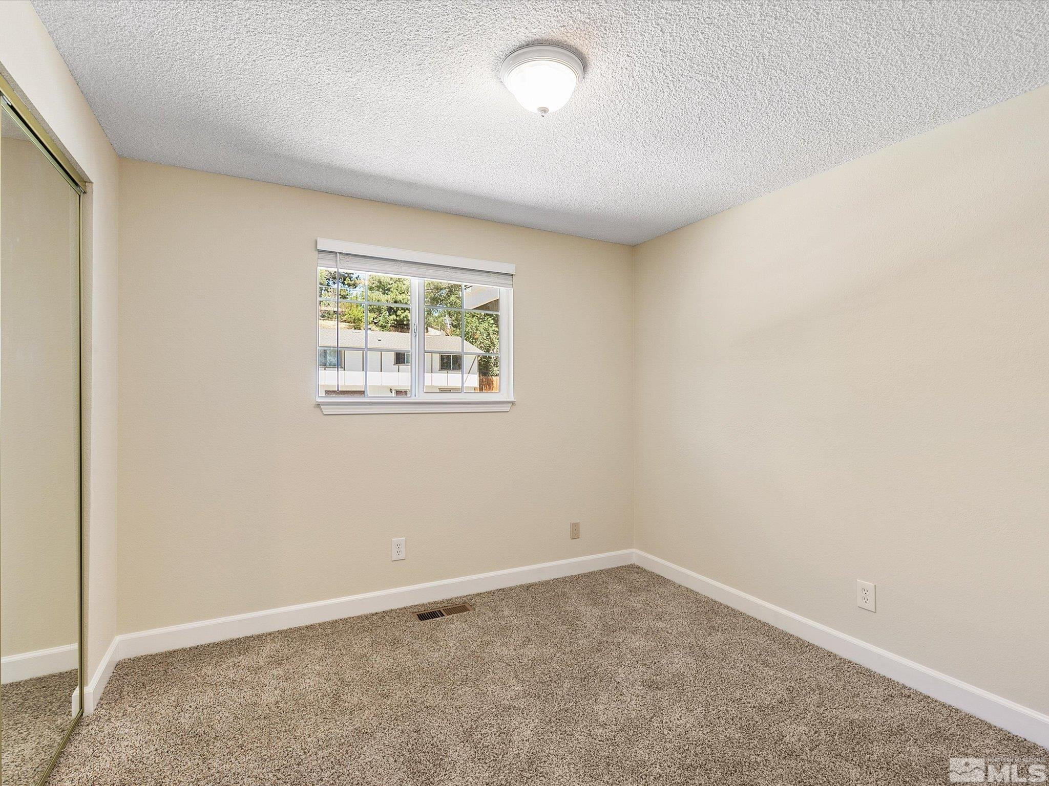 1480 Kings Row Reno, NV 89503 - Photo 24 of 33 Photo 24