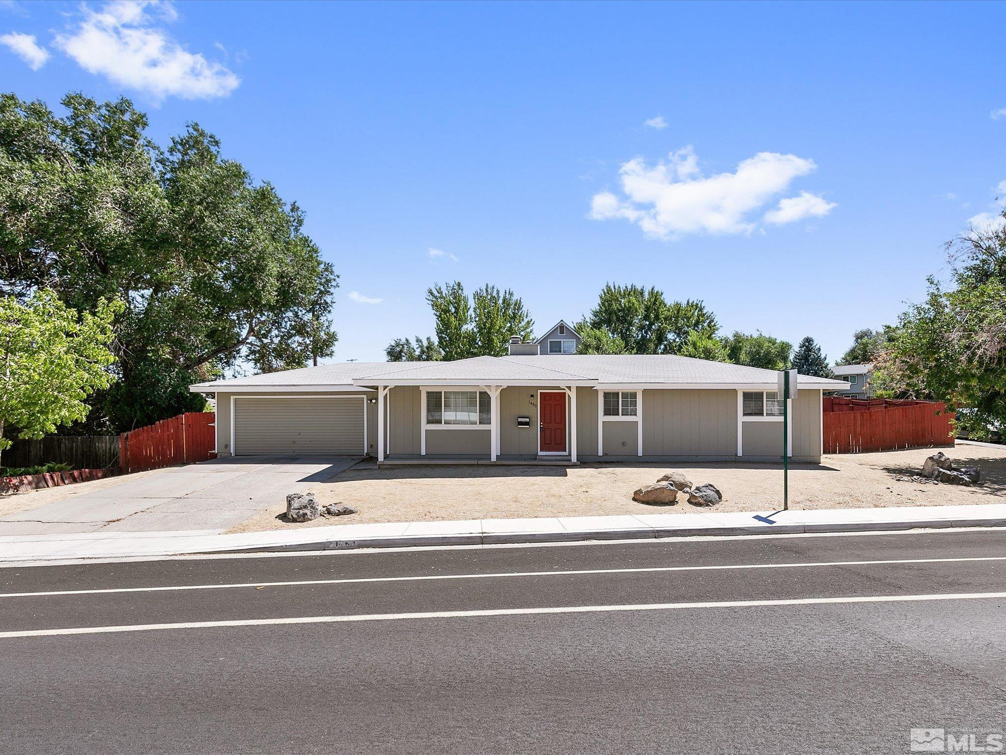 1480 Kings Row Reno, NV 89503 - Photo 5 of 33 Photo 5