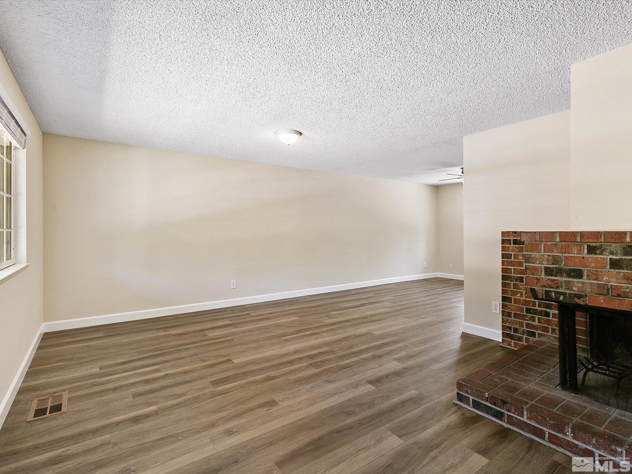 1480 Kings Row Reno, NV 89503 - Photo 10 of 33 Photo 10