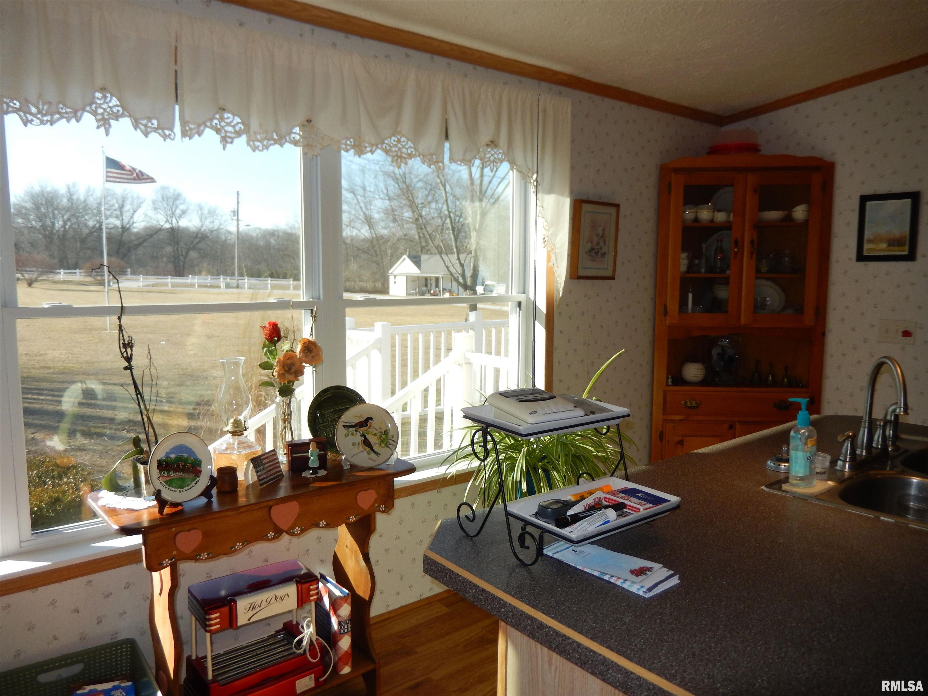 404 North Hun Street Colchester, IL 62326 - Photo 16 of 49