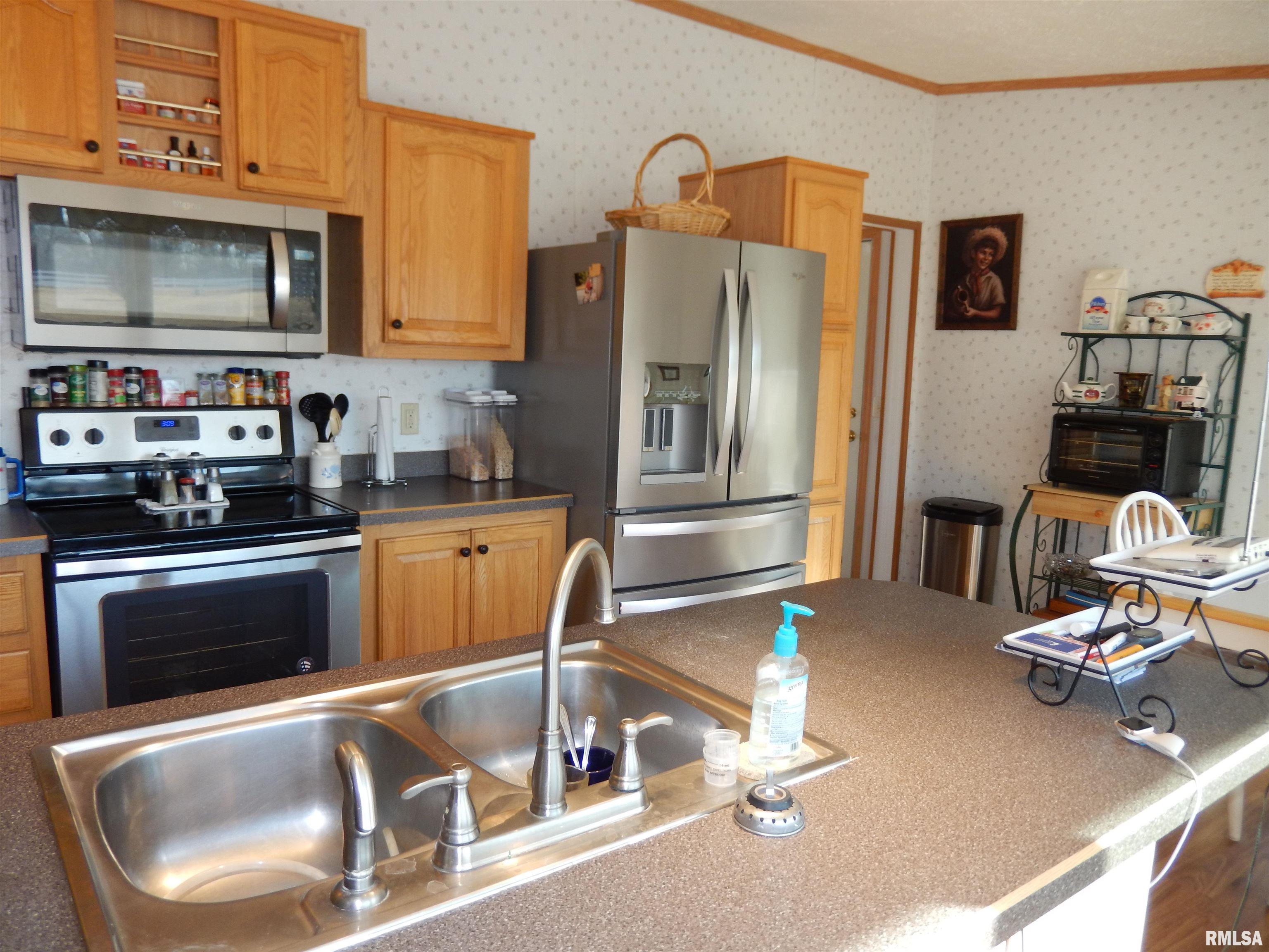 404 North Hun Street Colchester, IL 62326 - Photo 19 of 49