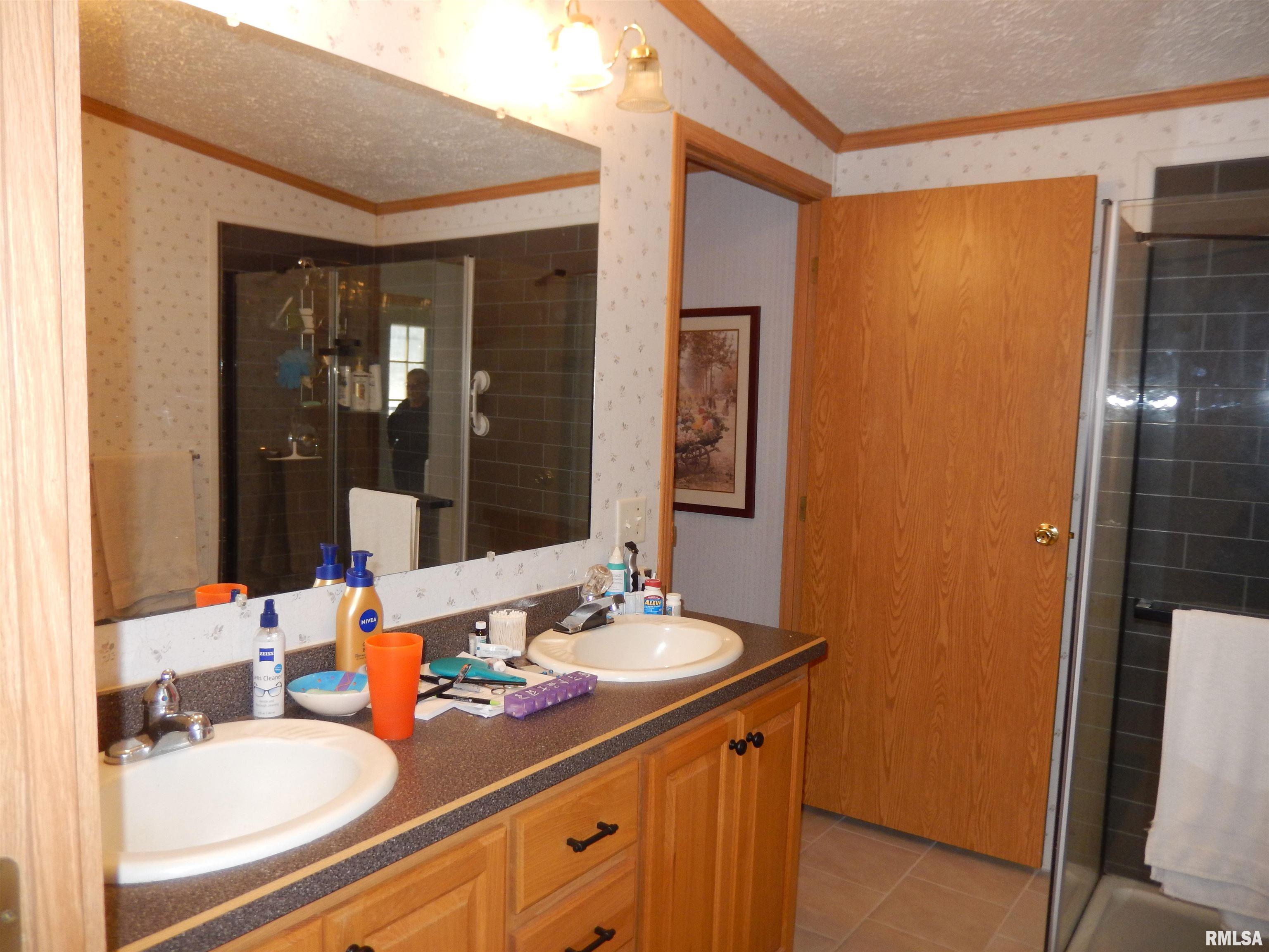 404 North Hun Street Colchester, IL 62326 - Photo 32 of 49