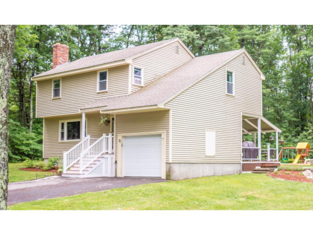 75 Hovey Road Londonderry, NH 03053 - Photo 2 of 24
