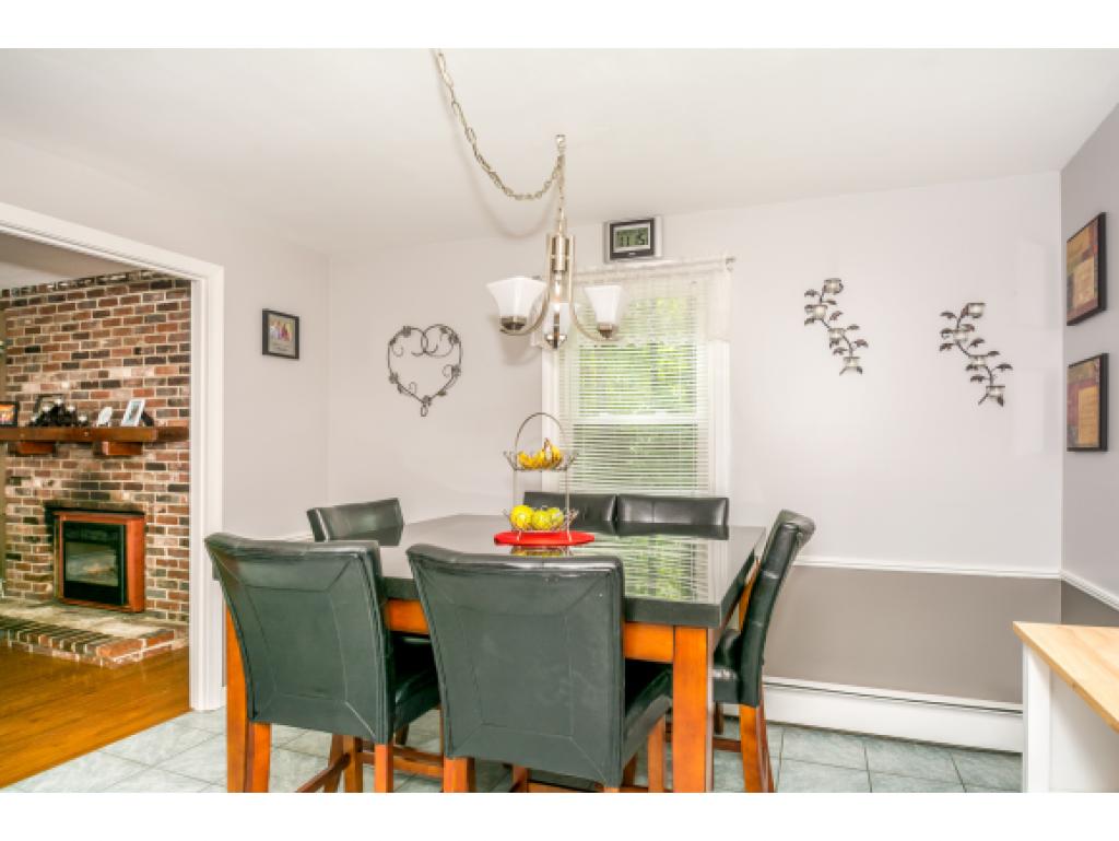 75 Hovey Road Londonderry, NH 03053 - Photo 12 of 24