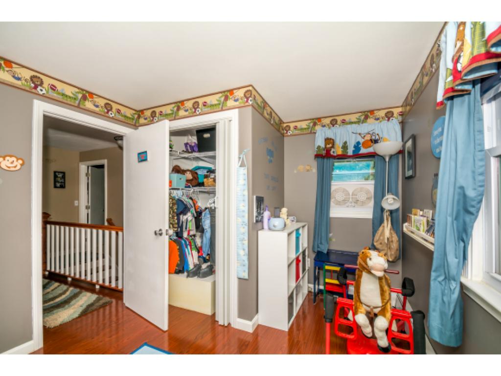75 Hovey Road Londonderry, NH 03053 - Photo 16 of 24