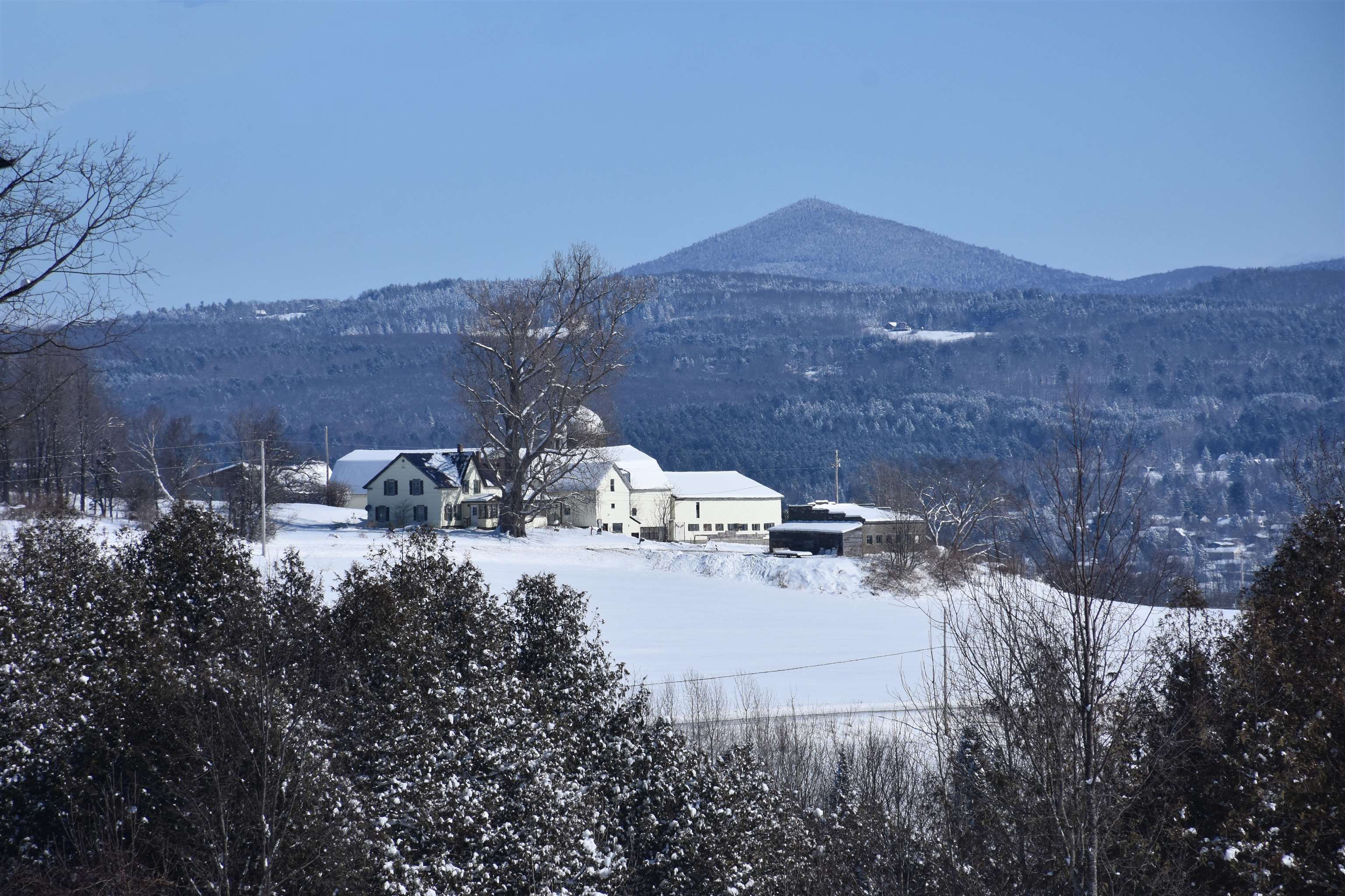 19 Upper Usle Road Barre Town, VT 05641 - Photo 3 of 40