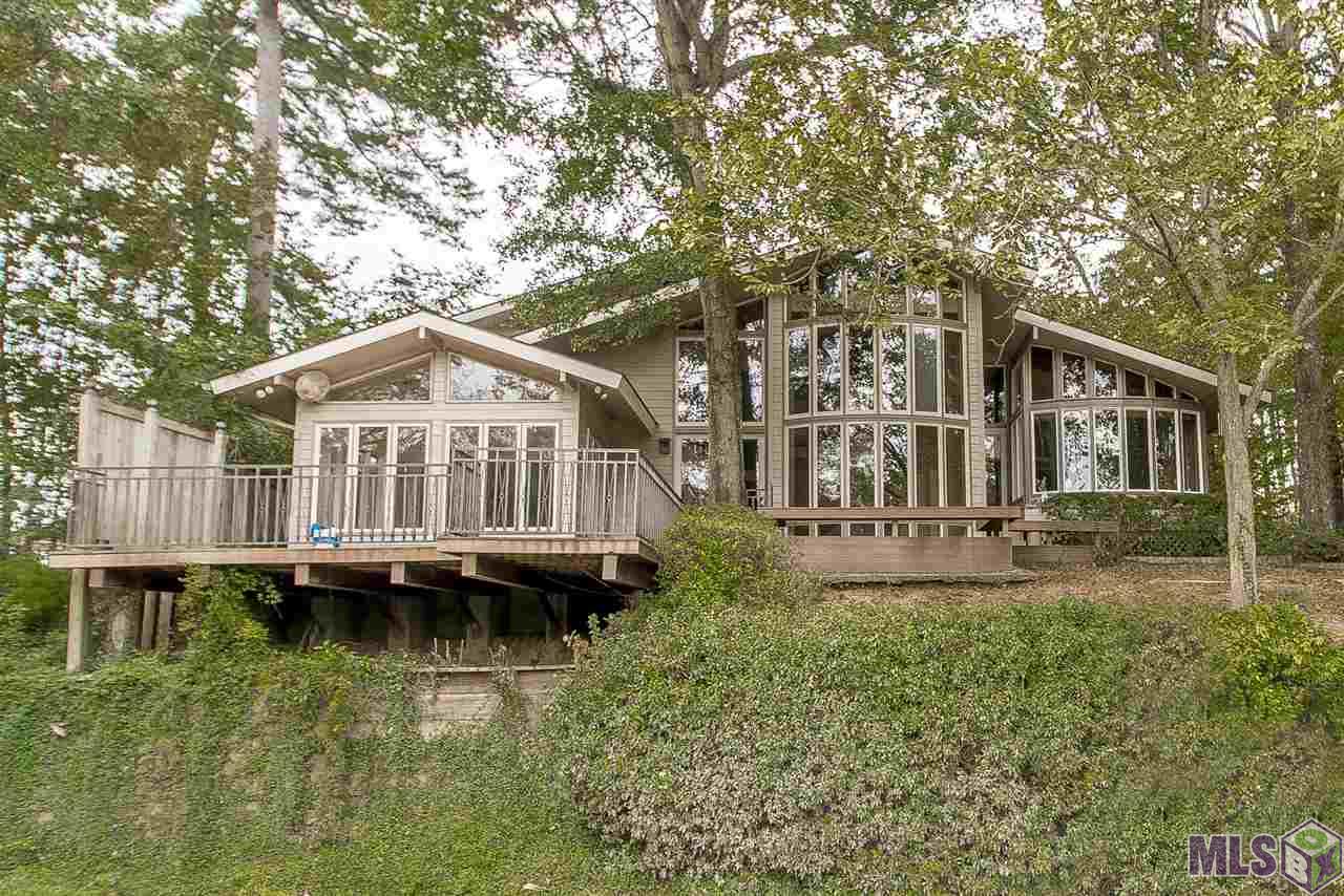 4921 Piney Point Avenue Baton Rouge, LA 70817 - Photo 1 of 32