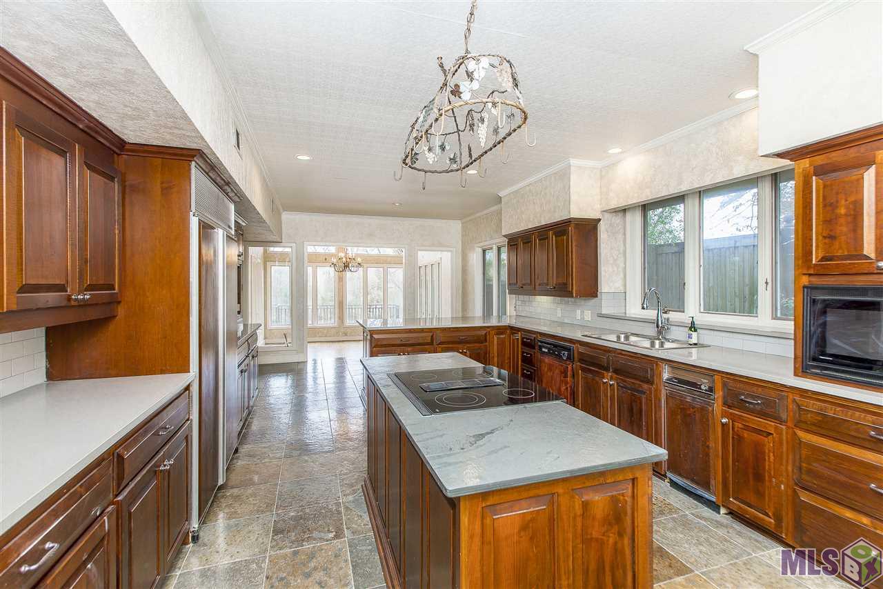 4921 Piney Point Avenue Baton Rouge, LA 70817 - Photo 15 of 32