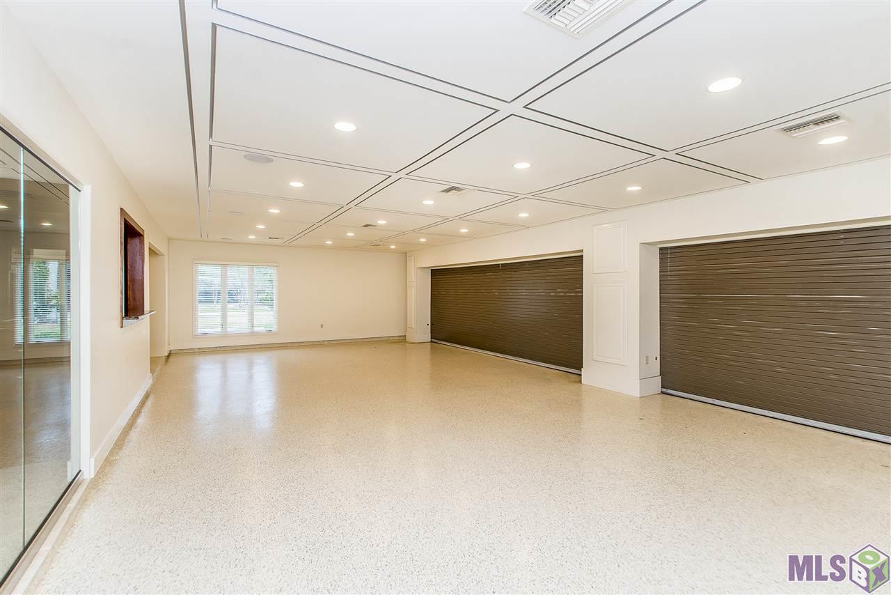 4921 Piney Point Avenue Baton Rouge, LA 70817 - Photo 4 of 32