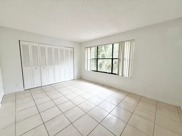 $1,975 | 799 Hill Drive, Unit D, West Palm Beach, FL 33415