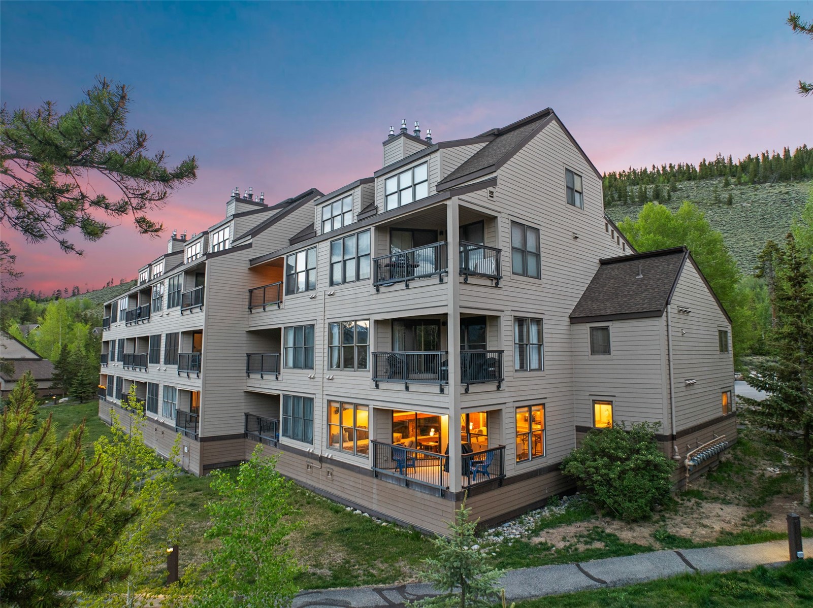 180 Tennis Club Road, Unit 1655 Keystone, CO 80435 - Photo 1 of 48