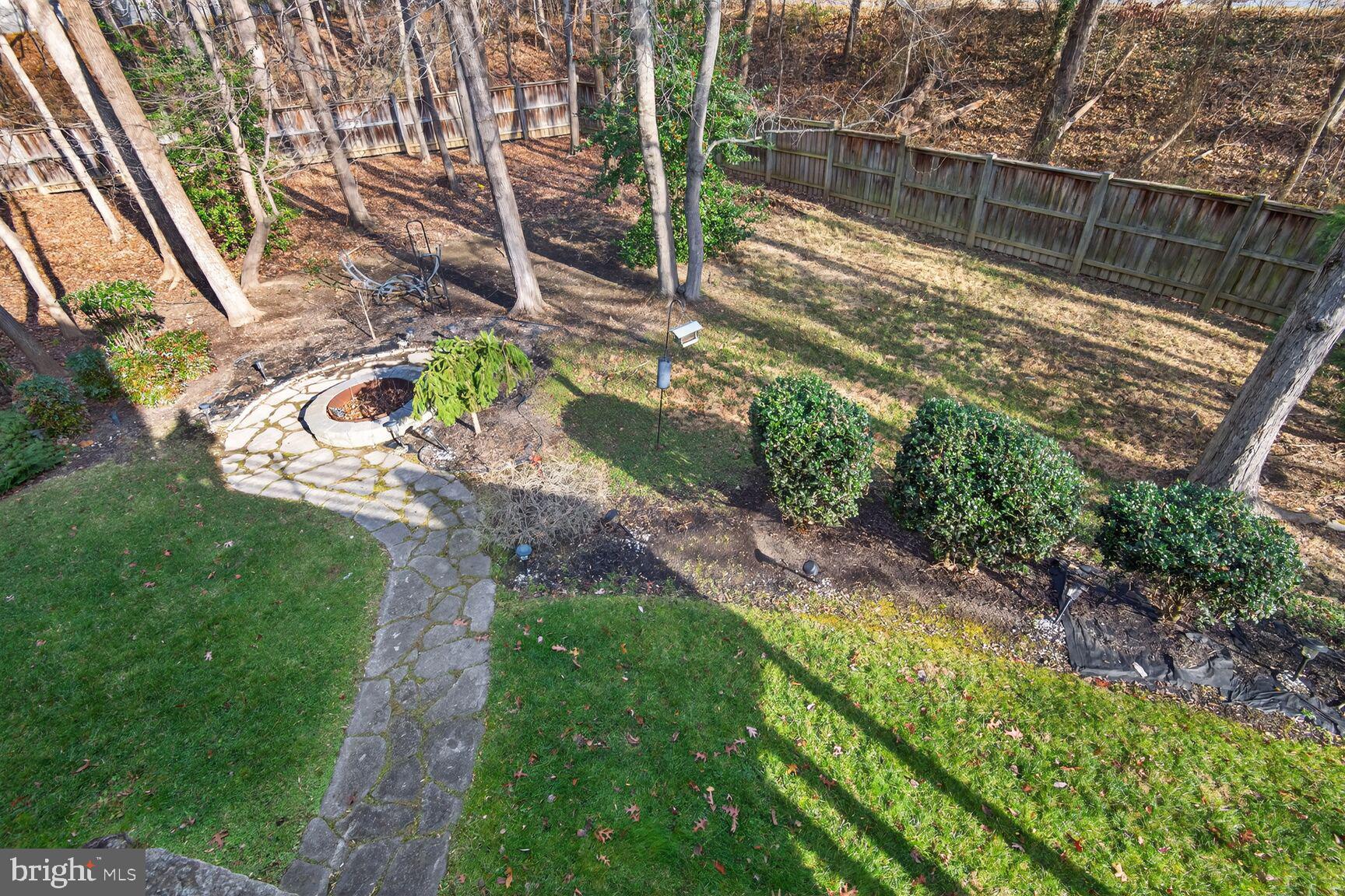 11300 Water Pointe Circle Reston, VA 20194 - Photo 33 of 36 a view of yard with green space