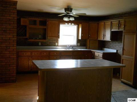 6970 Shepherd Road Adrian, MI 49221 - Photo 2 of 10 20346523-1.JPG