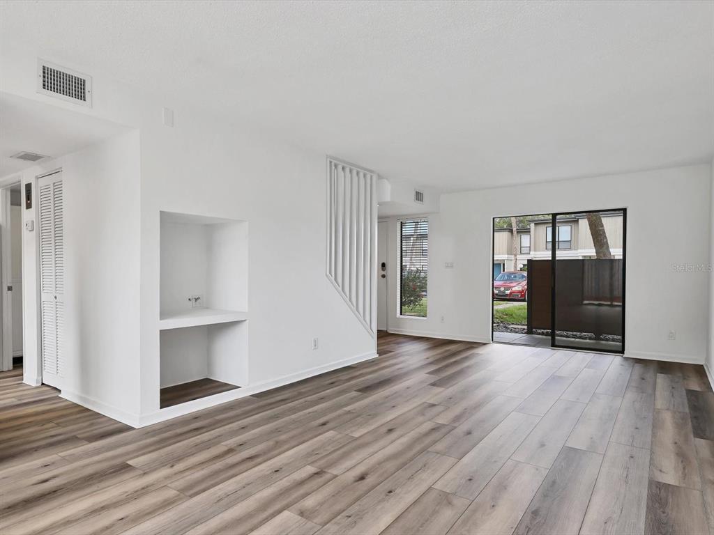 4001 South Beneva Road, Unit 401 Sarasota, FL 34233 - Photo 6 of 33