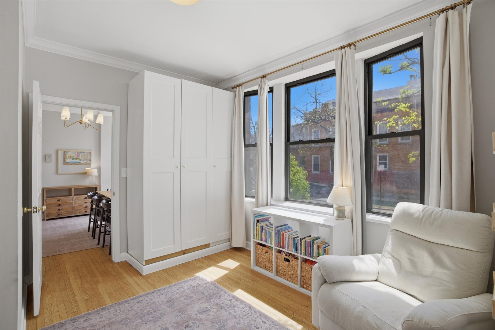 1958 West George Street, Unit 1 Chicago, IL 60657 - Photo 13 of 30 a living room with furniture and a window