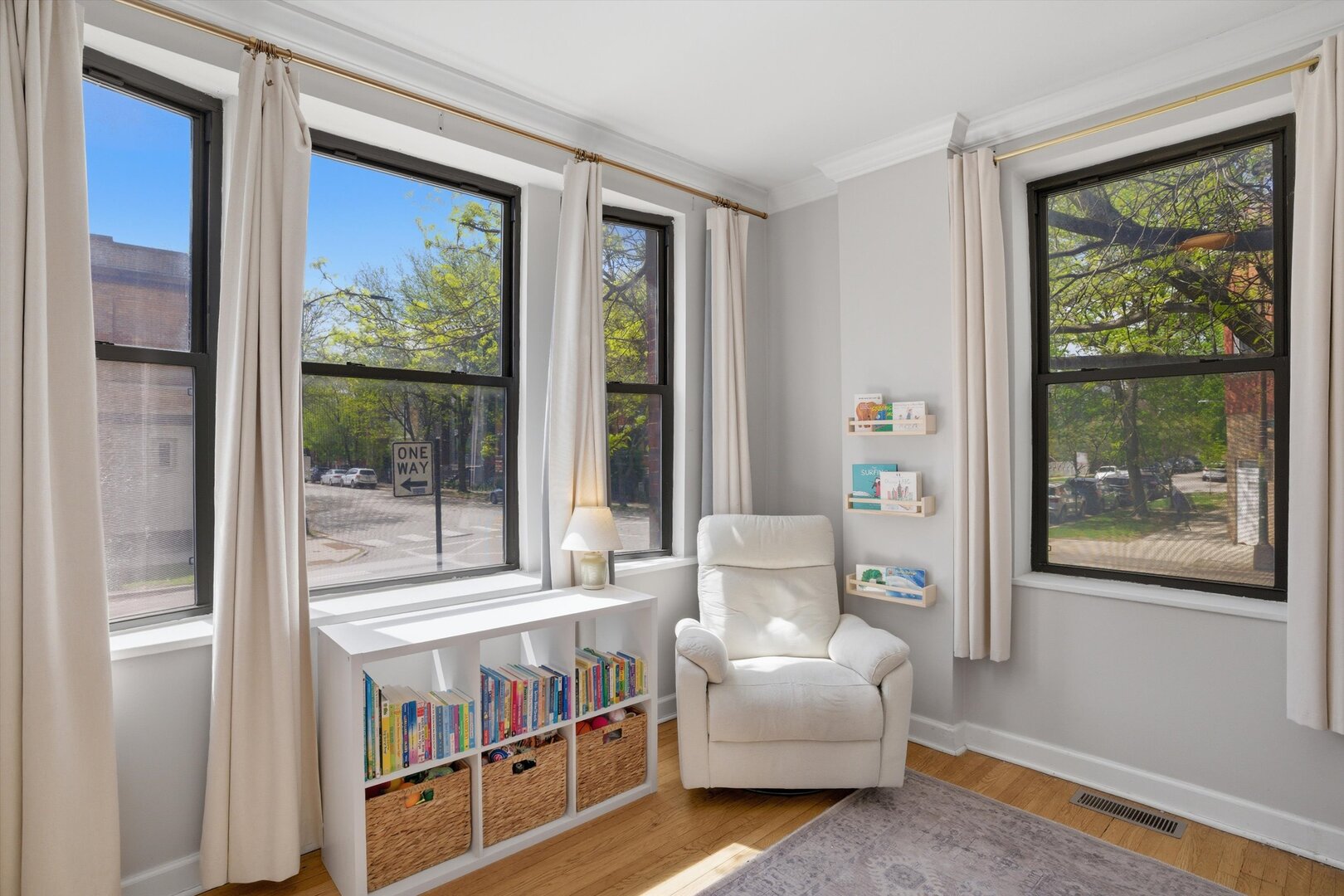 1958 West George Street, Unit 1 Chicago, IL 60657 - Photo 14 of 30 a room with furniture and a window