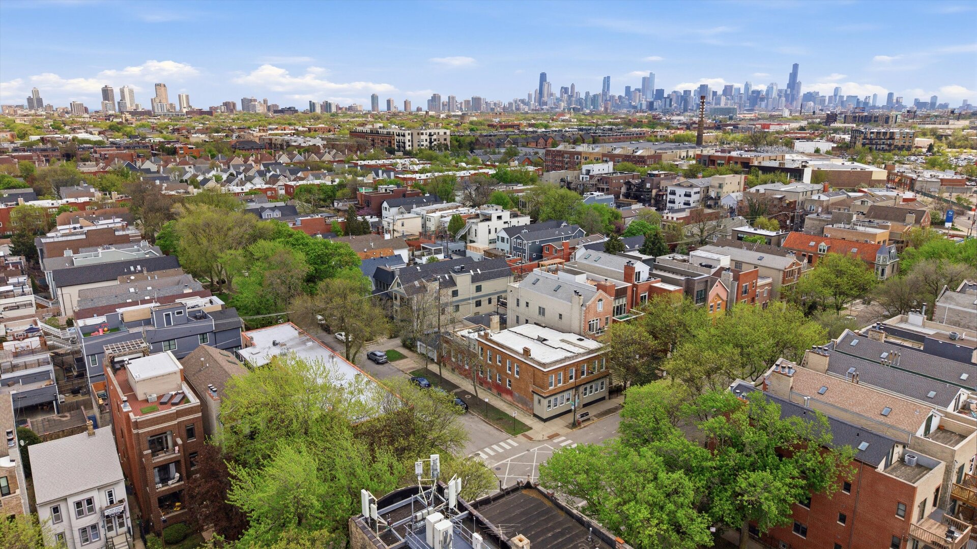 1958 West George Street, Unit 1 Chicago, IL 60657 - Photo 26 of 30 an aerial view of residential houses with city view