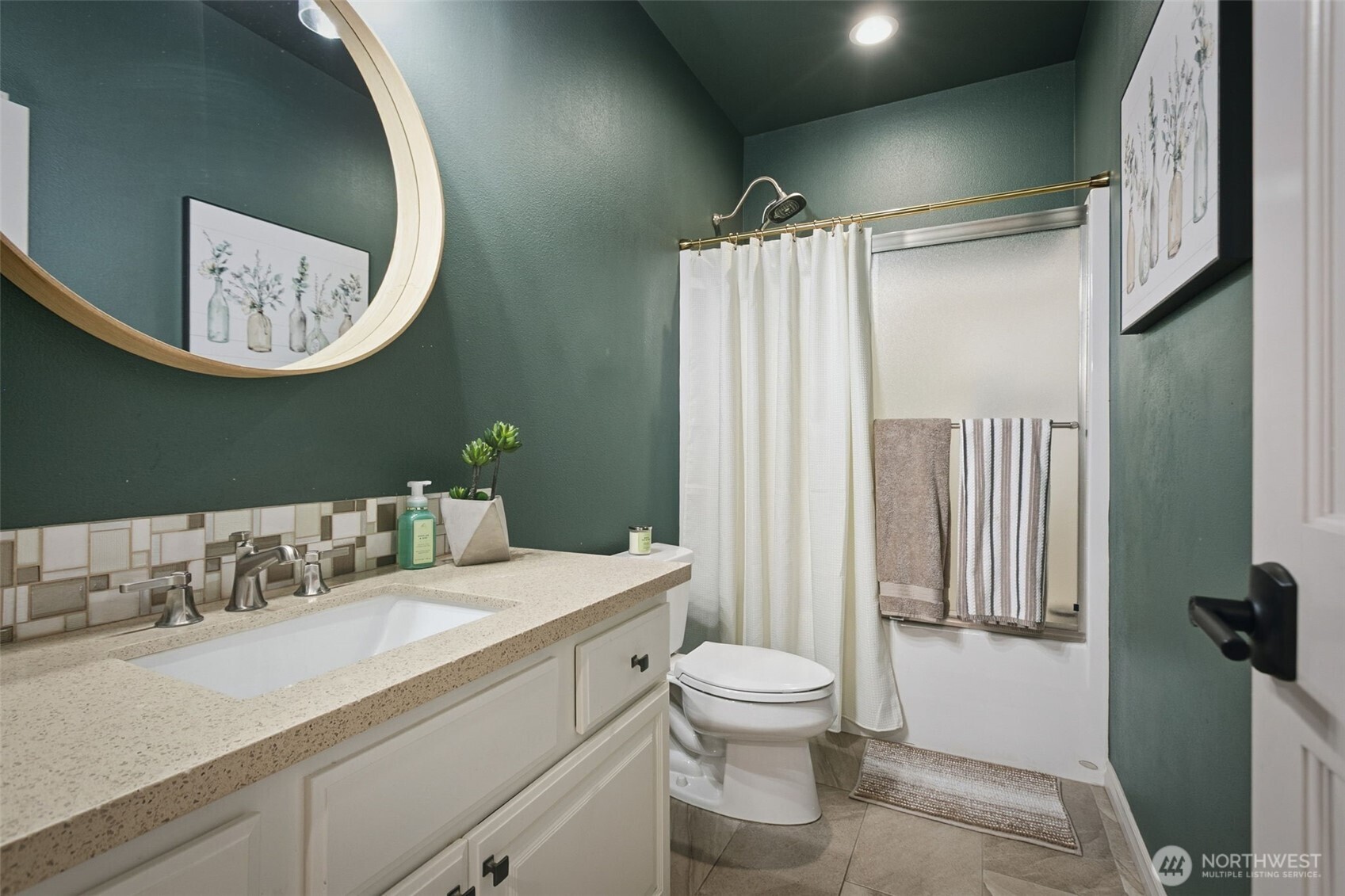 9503 Occidental Road Yakima, WA 98903 - Photo 16 of 40