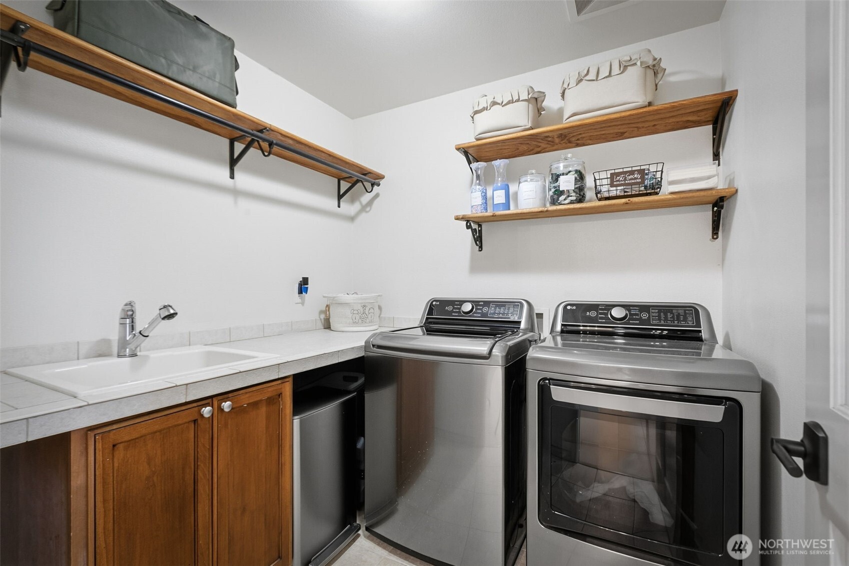 9503 Occidental Road Yakima, WA 98903 - Photo 29 of 40