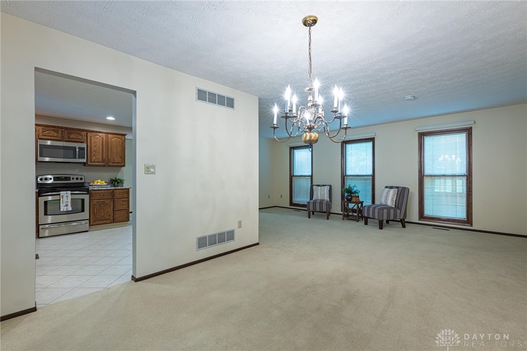 5637 Brampton Road Dayton, OH 45429 - Photo 13 of 48 Gallery Image 13