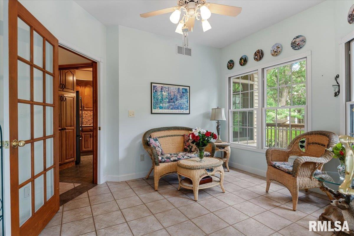 49 Woodland Trail Rochester, IL 62563 - Photo 24 of 98