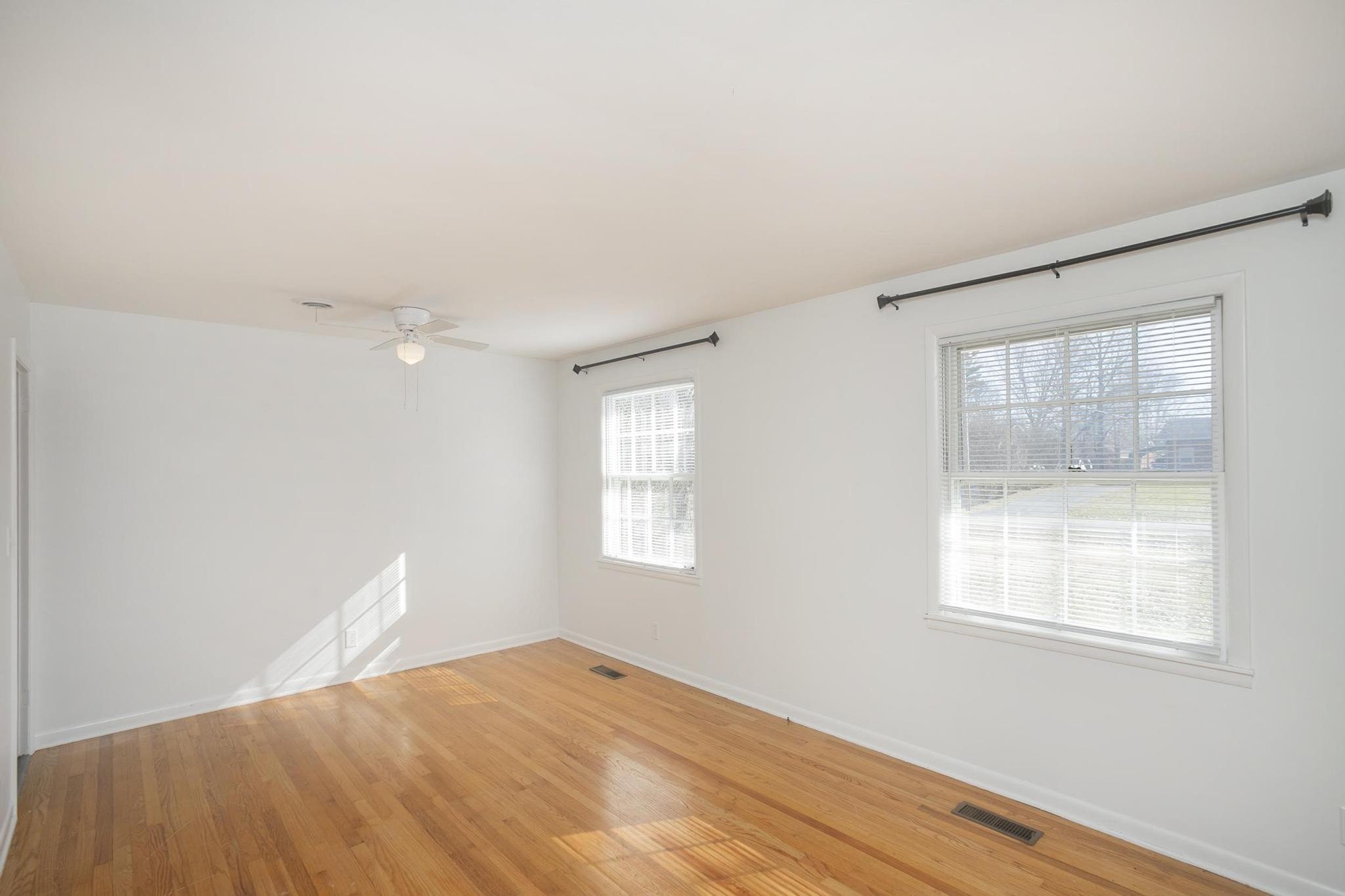 216 Hampton Road Columbia, TN 38401 - Photo 12 of 56 Gallery Image 12