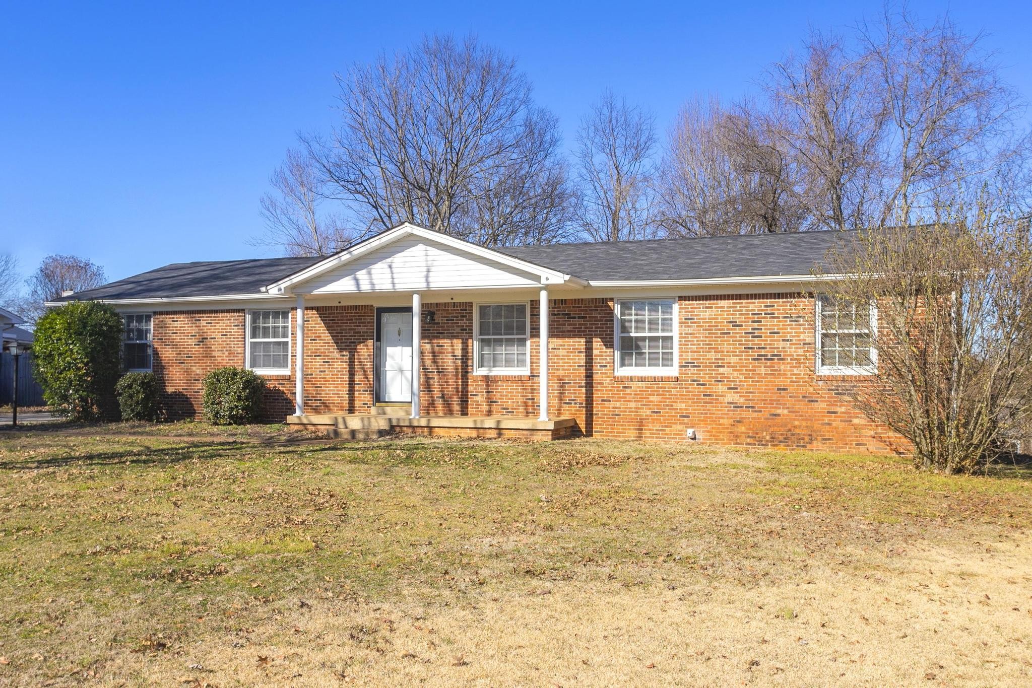 216 Hampton Road Columbia, TN 38401 - Photo 4 of 56 Gallery Image 4