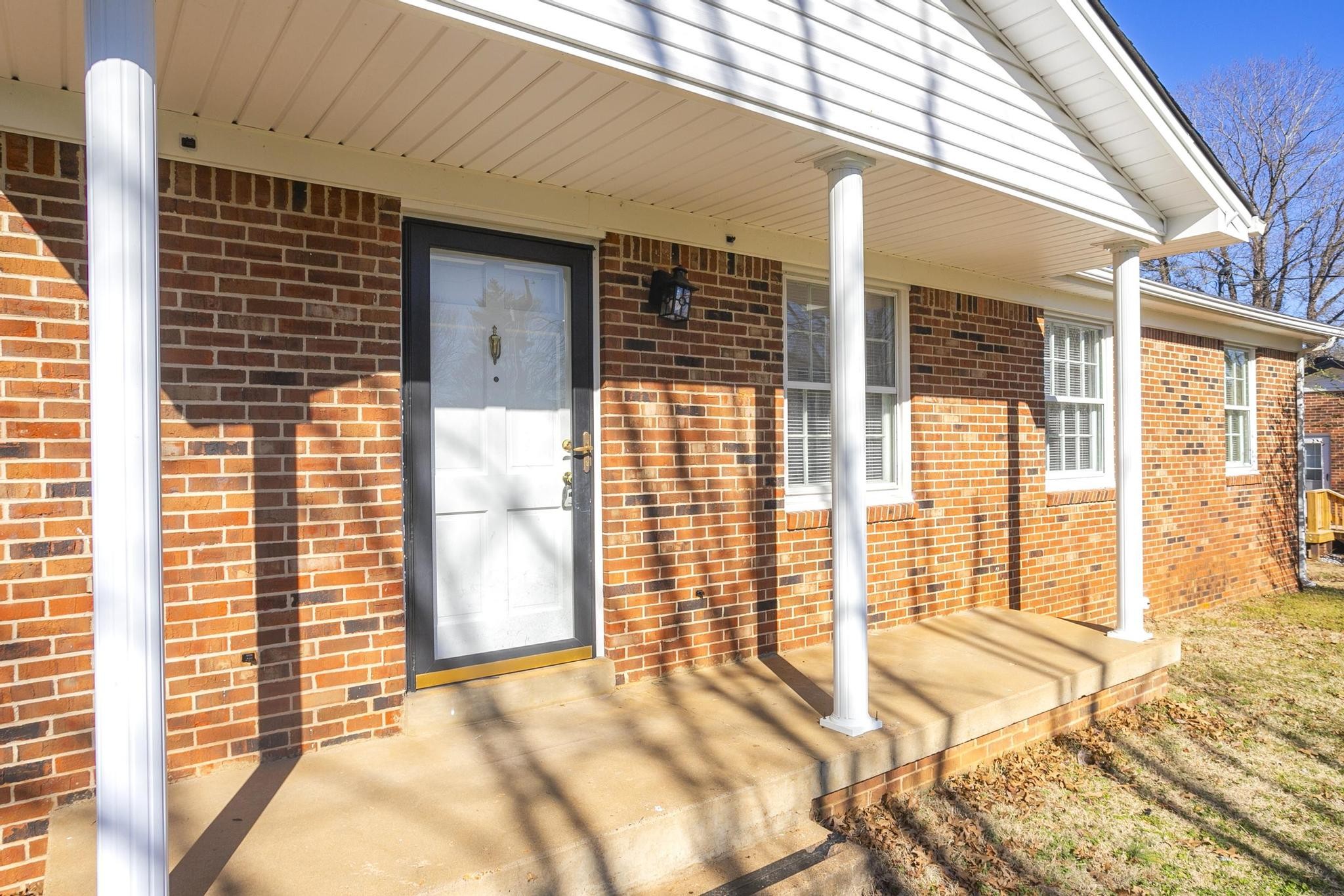 216 Hampton Road Columbia, TN 38401 - Photo 8 of 56 Gallery Image 8
