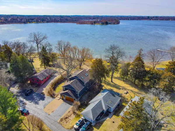 $1,190,000 | N4235 Hillside Lane, Cambridge, WI 53523