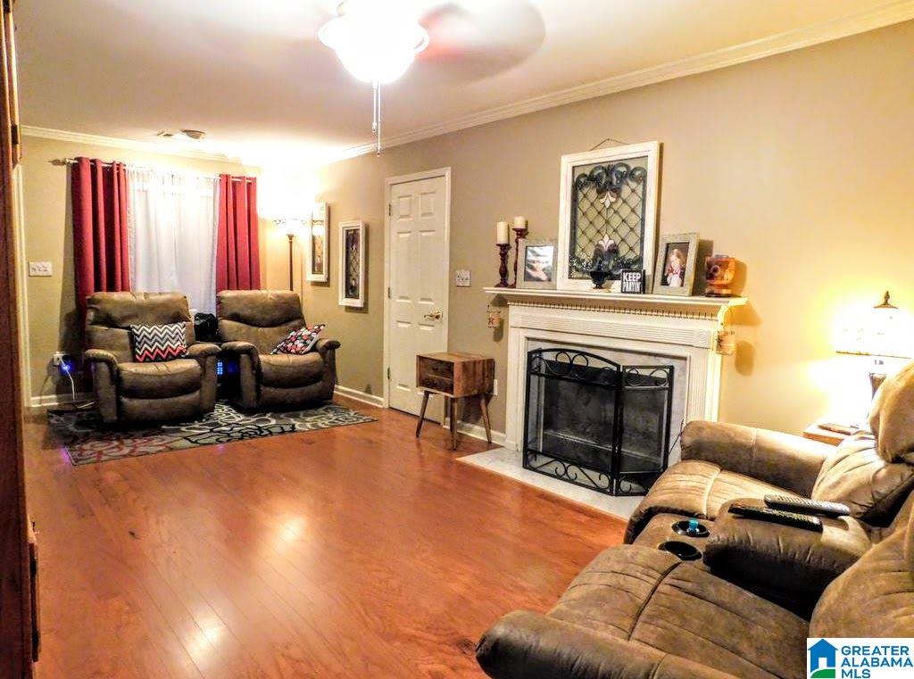 201 Park Place Way Alabaster, AL 35007 - Photo 1 of 15