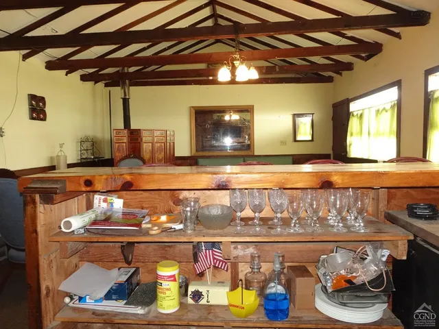 $2,500 | 77 10 Broeck Avenue, Hudson, NY 12534