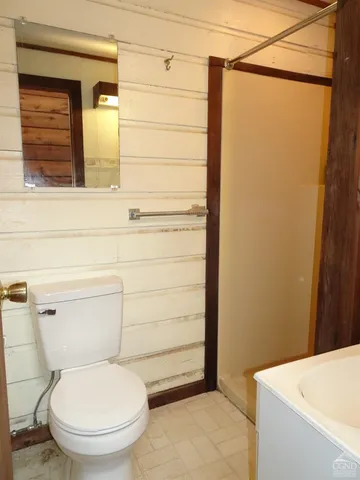 $2,500 | 77 10 Broeck Avenue, Hudson, NY 12534