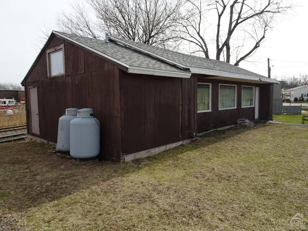 $2,500 | 77 10 Broeck Avenue, Hudson, NY 12534