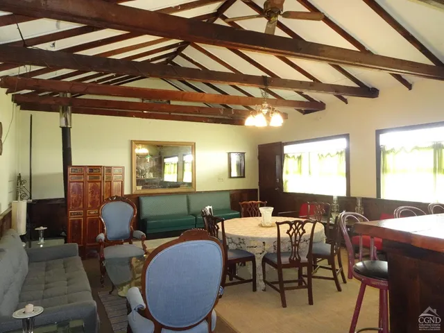 $2,500 | 77 10 Broeck Avenue, Hudson, NY 12534