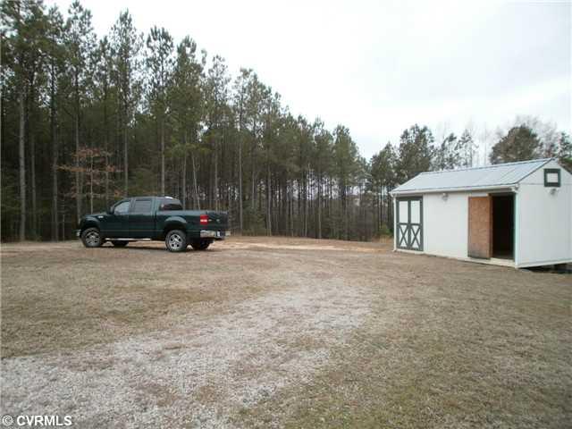 4621 Wahrani Ridge Road Lanexa, VA 23089 - Photo 4 of 12 Exterior Front