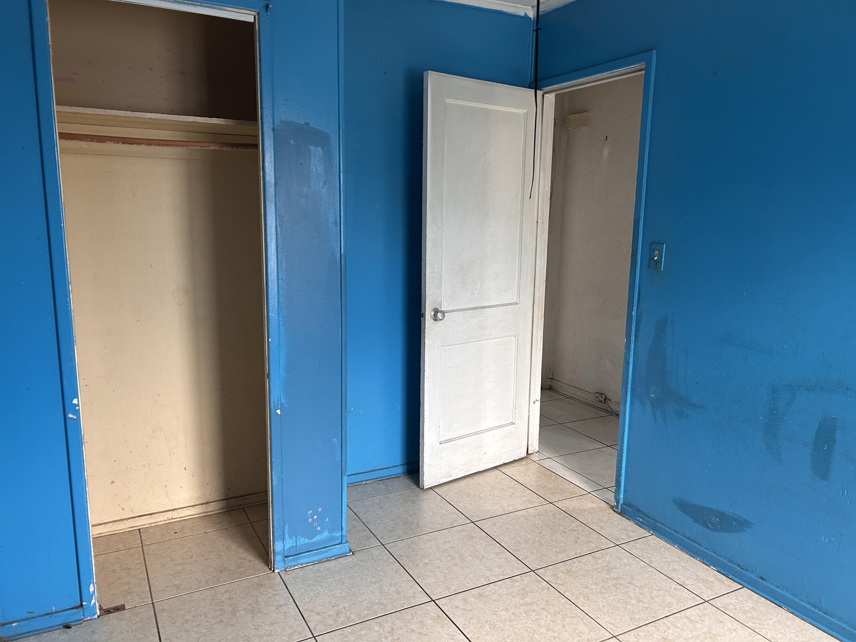 840 West 2nd Street Riviera Beach, FL 33404 - Photo 3 of 16 Bed 840 W 2nd St Riviera Beach