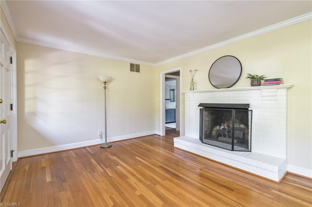 705 Longbow Road Winston-Salem, NC 27104 - Photo 6 of 28 Gallery Image 6