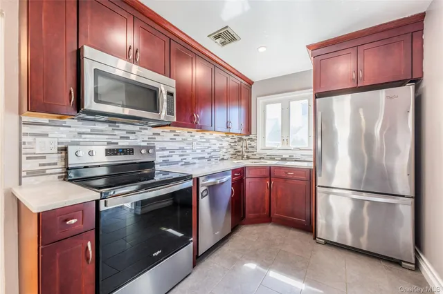 $738,000 | 1253 Raymond Road, North Bellmore, NY 11710