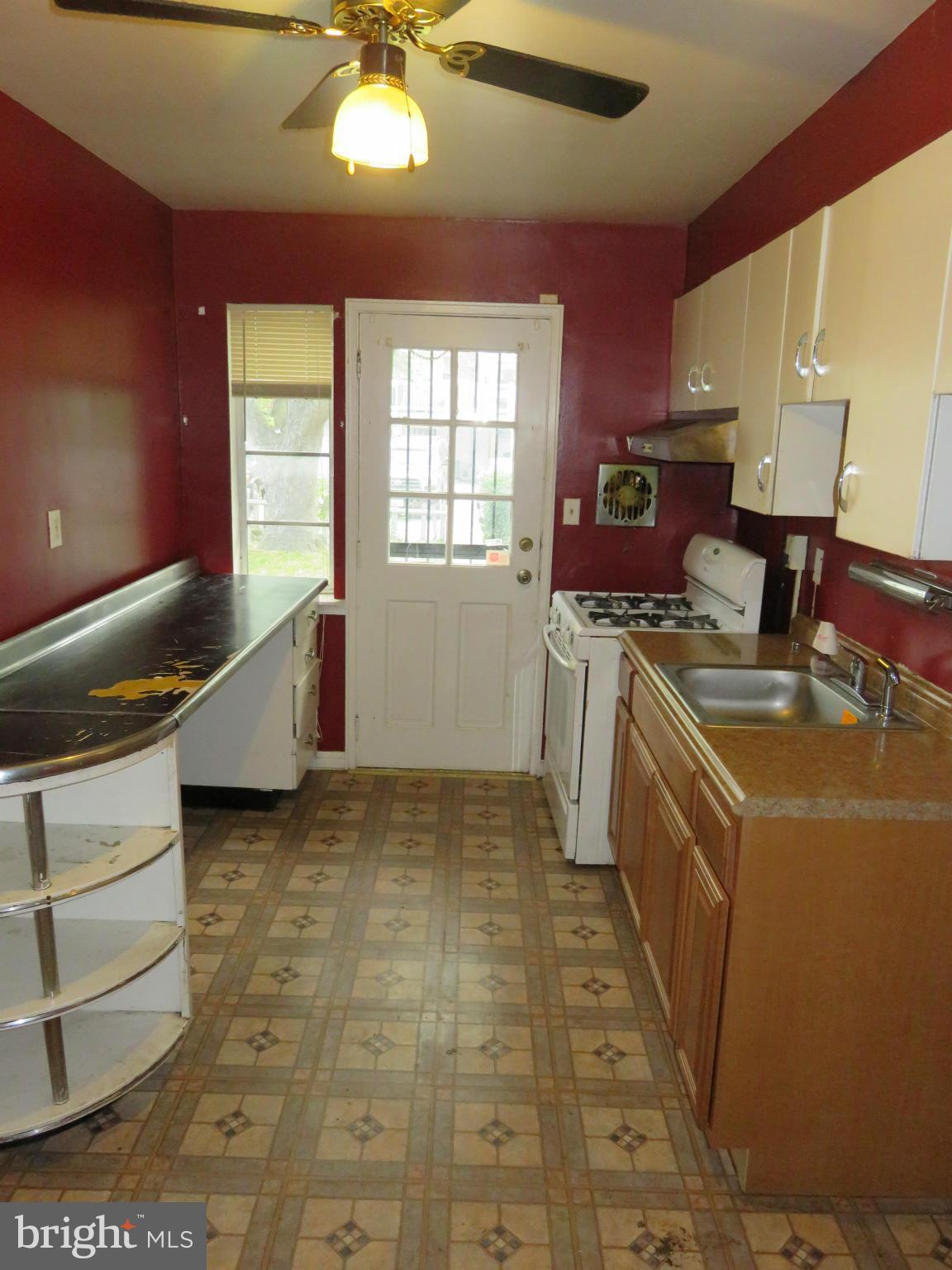 1922 Burnwood Road Baltimore, MD 21239 - Photo 6 of 13 Kitchen