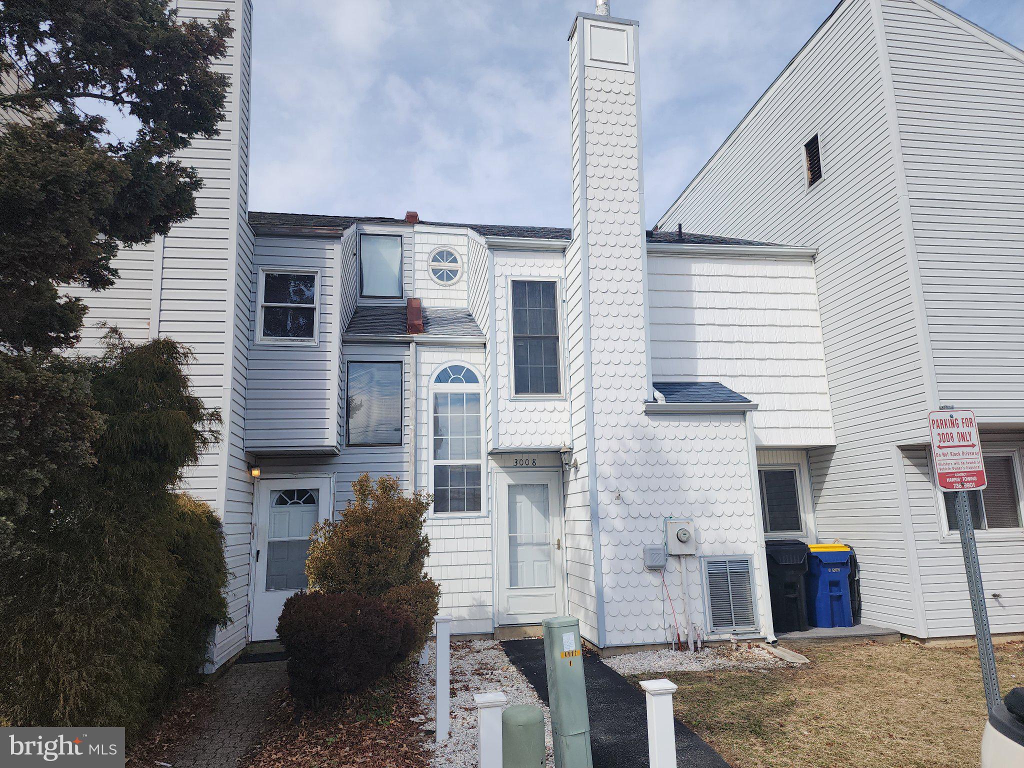 Charming townhouse with modern appeal.