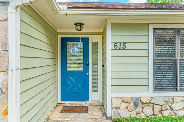 a view of entrance door of the house