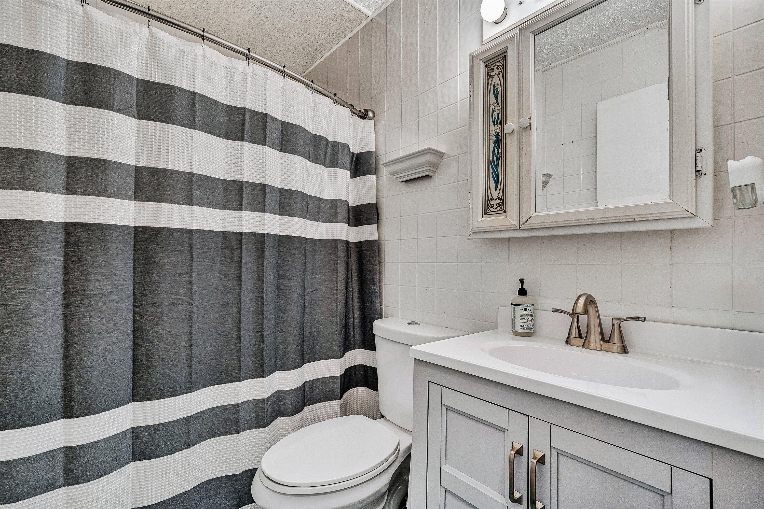 4654 Rucker Road Moneta, VA 24121 - Photo 15 of 24 IMG_9557