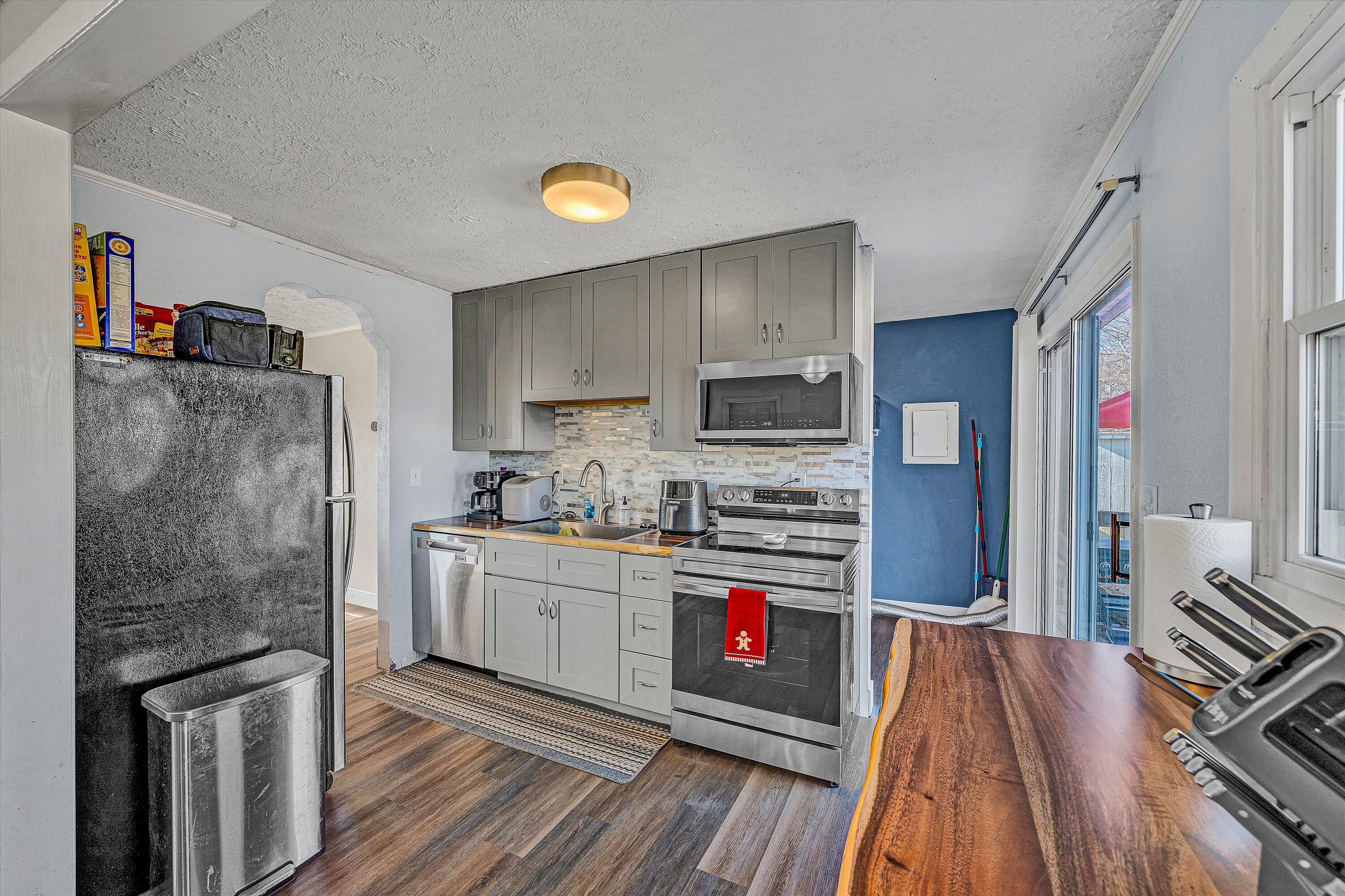 4654 Rucker Road Moneta, VA 24121 - Photo 8 of 24 IMG_9552