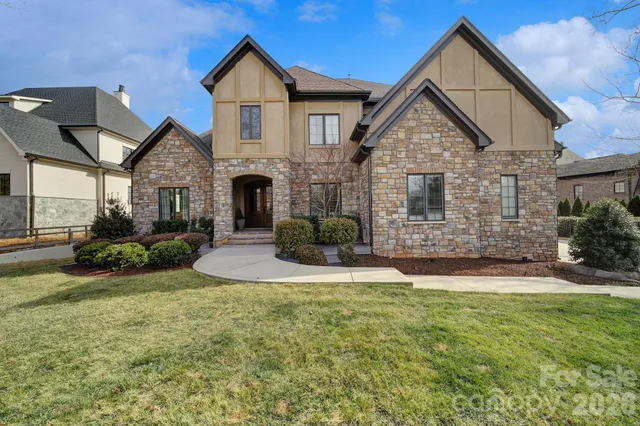 $2,300,000 | 8000 Skye Lochs Drive, Waxhaw, NC 28173